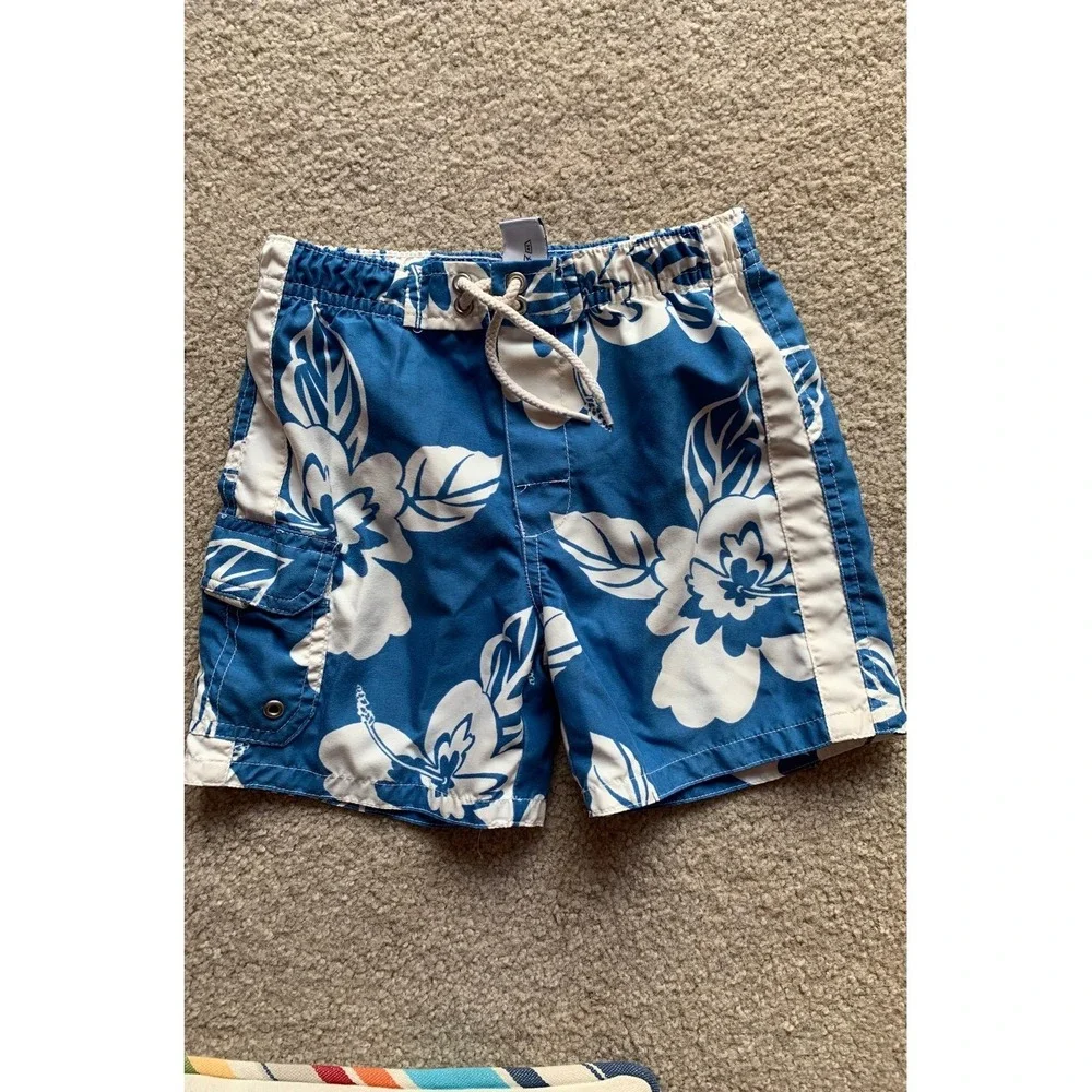 Swim Trunks‎